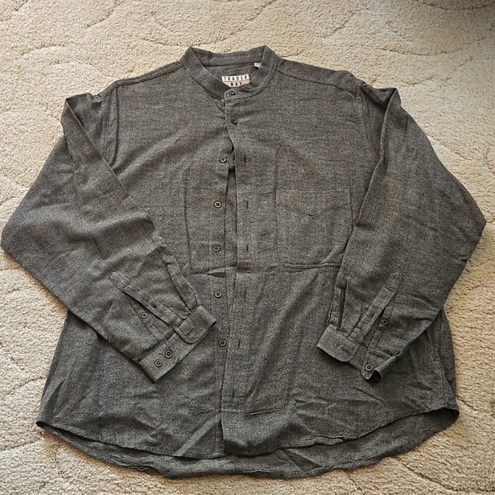 Gray Men's Long-sleeved Button-Up XL Dress Shirt